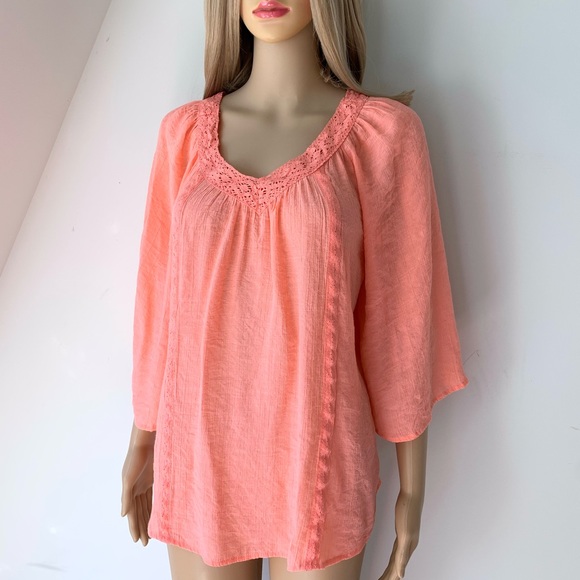 Old Navy Tops - WOMENS FLOWY V-NECK TOP SZ XL